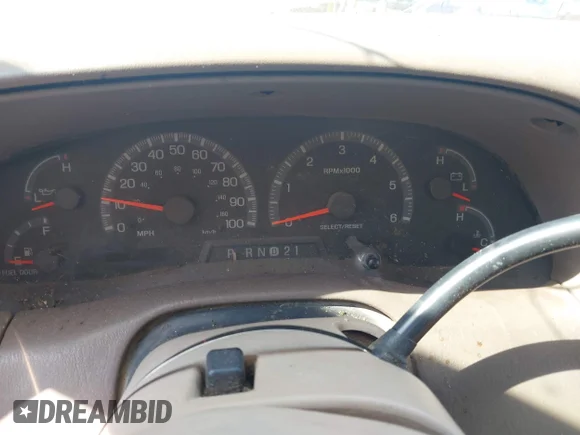 ✅ 1999 Ford F-150 XL • VIN: 1FTRX17L1XNA61377 • Lot: 42475056. Wystawiony na IAAI z przebiegiem Nie podano. Bezpłatny archiwum sprzedaży aukcyjnych z USA i szczegółowy raport historii pojazdu na DreamBid. Zdjęcie 7.