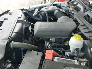 ✅ 2023 Ram 1500 Tradesman • VIN: 1C6RR6FG7PS530914 • Lot: 42991995. Wystawiony na IAAI z przebiegiem 35 540 mil. Bezpłatny archiwum sprzedaży aukcyjnych z USA i szczegółowy raport historii pojazdu na DreamBid. Zdjęcie 19.