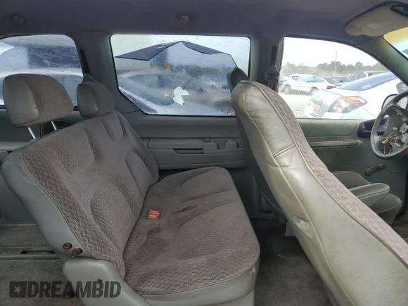 ✅ 1999 Plymouth Voyager • VIN: 2P4FP25B0XR248188 • Lot: 65628424. Wystawiony na Copart z przebiegiem 325 257 mil. Bezpłatny archiwum sprzedaży aukcyjnych z USA i szczegółowy raport historii pojazdu na DreamBid. Zdjęcie 11.