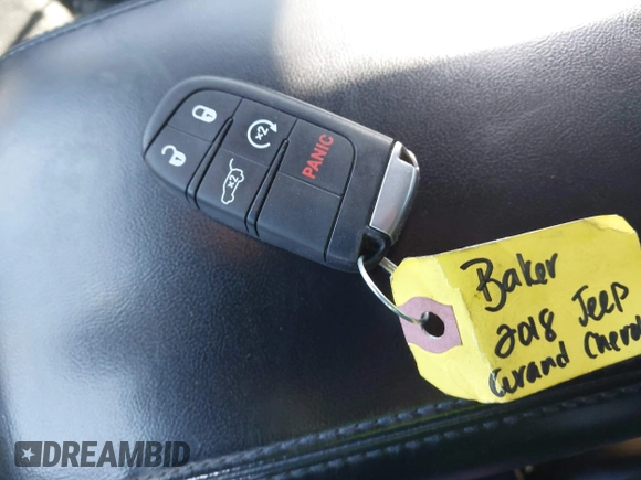 ✅ 2018 Jeep Grand Cherokee Altitude IV • VIN: 1C4RJFAGXJC227912 • Lot: 44465653. Wystawiony na IAAI z przebiegiem 110 246 mil. Bezpłatny archiwum sprzedaży aukcyjnych z USA i szczegółowy raport historii pojazdu na DreamBid. Zdjęcie 11.