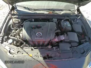 ✅ 2019 Mazda 3 Select • VIN: 3MZBPAALXKM108772 • Лот: 86882735. Опубликован ранее на Copart с пробегом 93 084 миль. Бесплатный доступ к архиву аукционных продаж из США и подробный отчёт об истории автомобиля на DreamBid. Изображение 16.