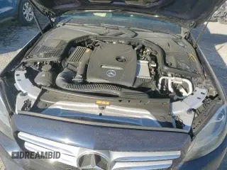 ✅ 2017 Mercedes-Benz C 300 • VIN: 55SWF4KB6HU220401 • Lot: 91622025. Listed on Copart with 69,288 mi. Free auction sales archive from the USA and detailed vehicle history report at DreamBid. Image 13.