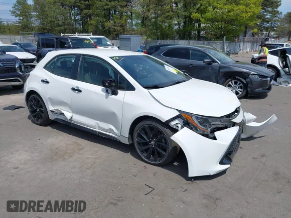 ✅ 2022 Toyota Corolla SE • VIN: JTND4MBE1N3174585 • Лот: 45097901. Опубликован ранее на IAAI с пробегом 61 993 миль. Бесплатный доступ к архиву аукционных продаж из США и подробный отчёт об истории автомобиля на DreamBid. Изображение 1.