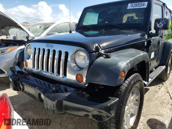 ✅ 2011 Jeep Wrangler Sport • VIN: 1J4GA2D18BL527046 • Lot: 76390554. Wystawiony na Copart z przebiegiem Nie podano. Bezpłatny archiwum sprzedaży aukcyjnych z USA i szczegółowy raport historii pojazdu na DreamBid. Zdjęcie 5.