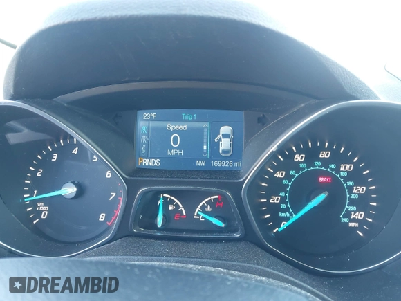 ✅ 2015 Ford Escape S • VIN: 1FMCU0F76FUB89739 • Lot: 44292523. Wystawiony na IAAI z przebiegiem 169 926 mil. Bezpłatny archiwum sprzedaży aukcyjnych z USA i szczegółowy raport historii pojazdu na DreamBid. Zdjęcie 7.