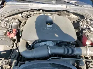 ✅ 2017 Jaguar XE 25t Premium • VIN: SAJAD4BG1HA978878 • Lot: 66007085. Wystawiony na Copart z przebiegiem 44 839 mil. Bezpłatny archiwum sprzedaży aukcyjnych z USA i szczegółowy raport historii pojazdu na DreamBid. Zdjęcie 14.