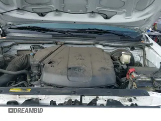 ✅ 2015 Toyota Tacoma PreRunner • VIN: 3TMJU4GN4FM189663 • Lot: 41488207. Wystawiony na IAAI z przebiegiem 98 868 mil. Bezpłatny archiwum sprzedaży aukcyjnych z USA i szczegółowy raport historii pojazdu na DreamBid. Zdjęcie 22.