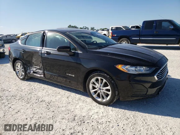 ✅ 2019 Ford Fusion SE • VIN: 3FA6P0LU9KR106136 • Lot: 46086803. Wystawiony na Copart z przebiegiem 62 267 mil. Bezpłatny archiwum sprzedaży aukcyjnych z USA i szczegółowy raport historii pojazdu na DreamBid. Zdjęcie 4.
