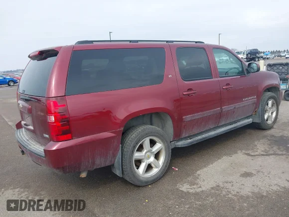 ✅ 2008 Chevrolet Suburban 2LT • VIN: 3GNFK16348G159436 • Lot: 41981116. Wystawiony na IAAI z przebiegiem Nie podano. Bezpłatny archiwum sprzedaży aukcyjnych z USA i szczegółowy raport historii pojazdu na DreamBid. Zdjęcie 4.