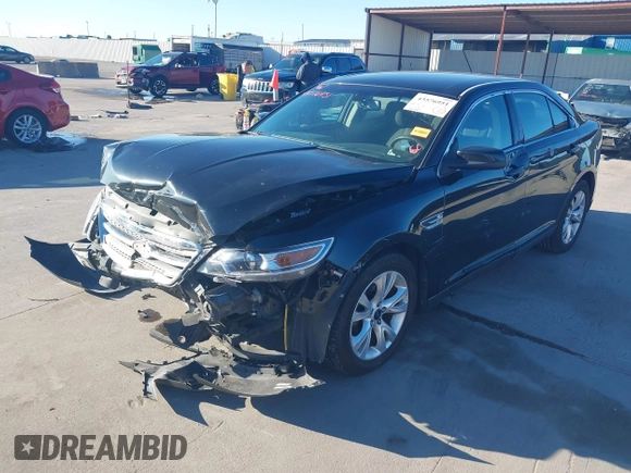✅ 2012 Ford Taurus SEL • VIN: 1FAHP2HW6CG135813 • Lot: 43576951. Wystawiony na IAAI z przebiegiem 166 743 mil. Bezpłatny archiwum sprzedaży aukcyjnych z USA i szczegółowy raport historii pojazdu na DreamBid. Zdjęcie 2.