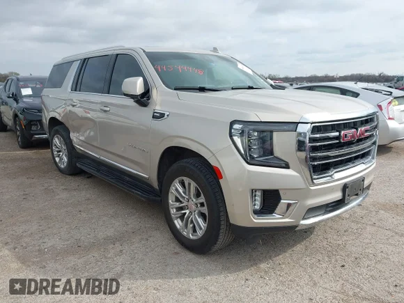 ✅ 2021 GMC Yukon XL SLT • VIN: 1GKS1GKD0MR383555 • Lot: 44544448. Wystawiony na IAAI z przebiegiem 126 905 mil. Bezpłatny archiwum sprzedaży aukcyjnych z USA i szczegółowy raport historii pojazdu na DreamBid. Zdjęcie 1.