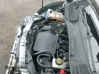 ✅ 2020 Ford Transit Connect XL • VIN: NM0GS9E20L1446782 • Lot: 42308995. Wystawiony na IAAI z przebiegiem 112 926 mil. Bezpłatny archiwum sprzedaży aukcyjnych z USA i szczegółowy raport historii pojazdu na DreamBid. Zdjęcie 20.