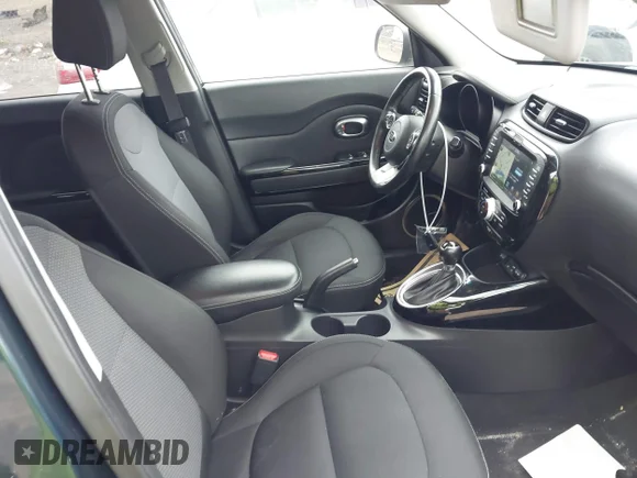 ✅ 2017 Kia Soul + • VIN: KNDJP3A5XH7438720 • Lot: 44884149. Wystawiony na IAAI z przebiegiem 565 899 mil. Bezpłatny archiwum sprzedaży aukcyjnych z USA i szczegółowy raport historii pojazdu na DreamBid. Zdjęcie 5.