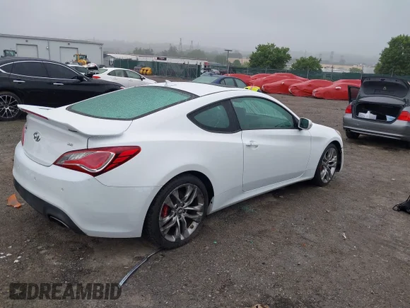 ✅ 2015 Hyundai Genesis Coupe R-Spec • VIN: KMHHU6KJ3FU125152 • Lot: 42457798. Wystawiony na IAAI z przebiegiem 159 477 mil. Bezpłatny archiwum sprzedaży aukcyjnych z USA i szczegółowy raport historii pojazdu na DreamBid. Zdjęcie 4.