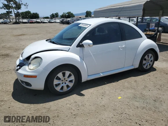 ✅ 2009 Volkswagen Beetle S • VIN: 3VWPW31C19M511652 • Lot: 59945695. Listed on Copart with 117,870 mi. Free auction sales archive from the USA and detailed vehicle history report at DreamBid. Image 1.