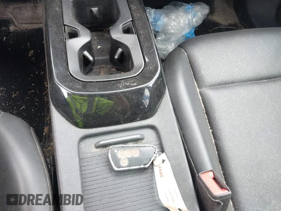 ✅ 2021 Volkswagen ID.4 Pro S • VIN: WVGTMPE23MP037735 • Lot: 44743050. Wystawiony na IAAI z przebiegiem Nie podano. Bezpłatny archiwum sprzedaży aukcyjnych z USA i szczegółowy raport historii pojazdu na DreamBid. Zdjęcie 11.