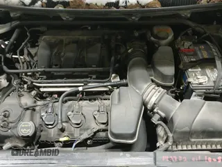 ✅ 2014 Ford Flex SE • VIN: 2FMGK5B85EBD33692 • Lot: 43726843. Listed on IAAI with 145,881 mi. Free auction sales archive from the USA and detailed vehicle history report at DreamBid. Image 13.