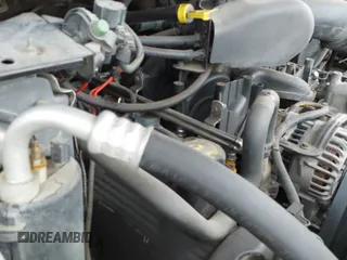 ✅ 2003 Ford F-250 XL • VIN: 1FTNX21L73EB40320 • Lot: 42071292. Listed on IAAI with 301,082 mi. Free auction sales archive from the USA and detailed vehicle history report at DreamBid. Image 12.