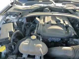 ✅ 2019 Ford Mustang EcoBoost Premium • VIN: 1FA6P8THXK5109096 • Lot: 82610115. Wystawiony na Copart z przebiegiem 84 860 mil. Bezpłatny archiwum sprzedaży aukcyjnych z USA i szczegółowy raport historii pojazdu na DreamBid. Zdjęcie 13.