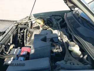 2002 Toyota Highlander z VIN JTEGF21A420033971, wystawiony jako IAAI lot #42989336 z przebiegiem 149 074 mil mil oraz . Historia ofert i sprzedaży dostępna na DreamBid. Obrazek 14.