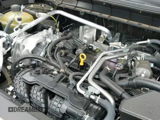 ✅ 2025 Mitsubishi Outlander SE • VIN: JA4J3VA8XSZ018575 • Lot: 43025751. Wystawiony na IAAI z przebiegiem 9 461 mil. Bezpłatny archiwum sprzedaży aukcyjnych z USA i szczegółowy raport historii pojazdu na DreamBid. Zdjęcie 19.