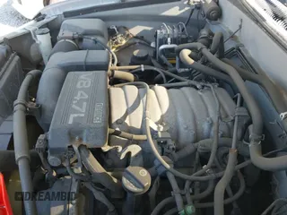 ✅ 2002 Toyota Sequoia SR5 • VIN: 5TDBT44A52S082723 • Lot: 42602605. Wystawiony na IAAI z przebiegiem 235 275 mil. Bezpłatny archiwum sprzedaży aukcyjnych z USA i szczegółowy raport historii pojazdu na DreamBid. Zdjęcie 13.