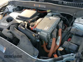 ✅ 2017 Ford Fusion SE • VIN: 3FA6P0PU7HR208991 • Lot: 43345444. Wystawiony na IAAI z przebiegiem 104 056 mil. Bezpłatny archiwum sprzedaży aukcyjnych z USA i szczegółowy raport historii pojazdu na DreamBid. Zdjęcie 20.