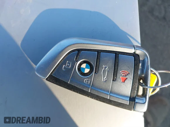 ✅ 2020 BMW M8 • VIN: WBSAE0C00LCD21181 • Lot: 41299059. Listed on IAAI with 43,538 mi. Free auction sales archive from the USA and detailed vehicle history report at DreamBid. Image 11.