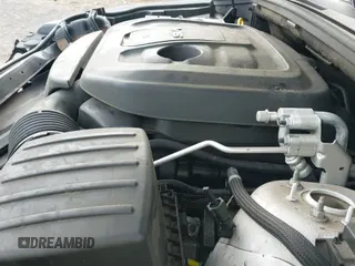 2018 Jeep Grand Cherokee Sterling z VIN 1C4RJFBG1JC489610, wystawiony jako IAAI lot #42689926 z przebiegiem 107 763 mil mil oraz . Historia ofert i sprzedaży dostępna na DreamBid. Obrazek 20.