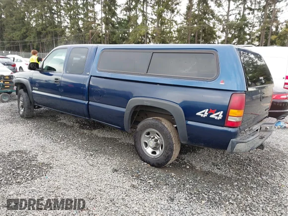 ✅ 2000 Chevrolet Silverado 2500 LS • VIN: 1GCGK29U1YE419063 • Lot: 43399944. Wystawiony na IAAI z przebiegiem 238 651 mil. Bezpłatny archiwum sprzedaży aukcyjnych z USA i szczegółowy raport historii pojazdu na DreamBid. Zdjęcie 3.