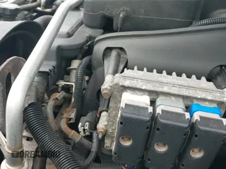 ✅ 2004 GMC Envoy SLE • VIN: 1GKDS13SX42446766 • Lot: 42975572. Wystawiony na IAAI z przebiegiem 129 737 mil. Bezpłatny archiwum sprzedaży aukcyjnych z USA i szczegółowy raport historii pojazdu na DreamBid. Zdjęcie 19.