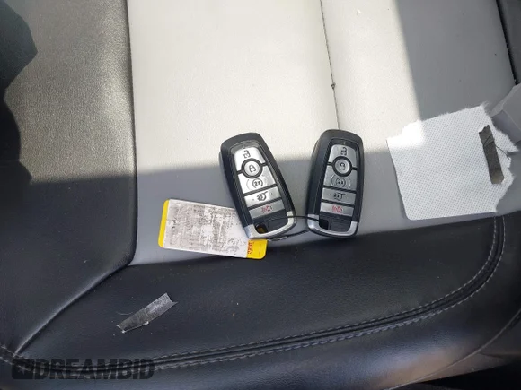 ✅ 2022 Ford Explorer XLT • VIN: 1FMSK8DH1NGA69565 • Лот: 45564424. Опубликован ранее на IAAI с пробегом Не указан. Бесплатный доступ к архиву аукционных продаж из США и подробный отчёт об истории автомобиля на DreamBid. Изображение 11.