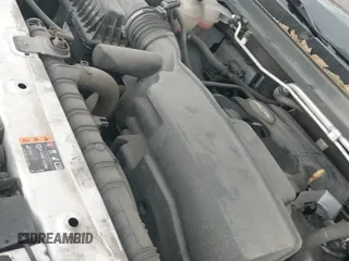 2020 Chevrolet Colorado 4WD LT z VIN 1GCHTCEA5L1232525, wystawiony jako IAAI lot #42766940 z przebiegiem 68 213 mil mil oraz . Historia ofert i sprzedaży dostępna na DreamBid. Obrazek 18.