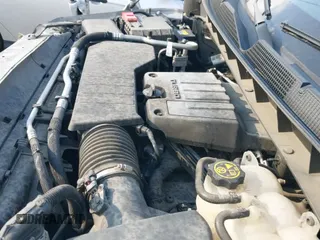 ✅ 2021 Chevrolet Silverado 1500 Custom • VIN: 3GCPWBEK9MG465882 • Lot: 42947356. Wystawiony na IAAI z przebiegiem 53 232 mil. Bezpłatny archiwum sprzedaży aukcyjnych z USA i szczegółowy raport historii pojazdu na DreamBid. Zdjęcie 18.