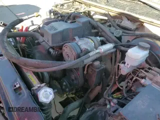 ✅ 1998 Chevrolet S-10 LS • VIN: 1GCCS1445WK267576 • Лот: 83897734. Опубликован ранее на Copart с пробегом 304 902 миль. Бесплатный доступ к архиву аукционных продаж из США и подробный отчёт об истории автомобиля на DreamBid. Изображение 13.