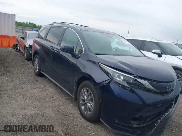 ✅ 2025 Toyota Sienna LE • VIN: 5TDBRKEC0SS259777 • Lot: 45029458. Listed on IAAI with 17,666 mi. Free auction sales archive from the USA and detailed vehicle history report at DreamBid. Image 1.