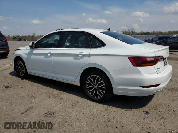 ✅ 2019 Volkswagen Jetta S • VIN: 3VWC57BU4KM101403 • Лот: 47606253. Опубликован ранее на Copart с пробегом 80 038 миль. Бесплатный доступ к архиву аукционных продаж из США и подробный отчёт об истории автомобиля на DreamBid. Изображение 2.