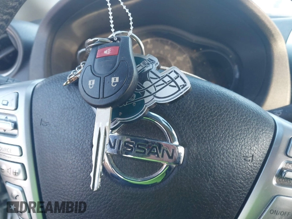 ✅ 2015 Nissan Note S Plus • VIN: 3N1CE2CP6FL439513 • Lot: 44365537. Wystawiony na IAAI z przebiegiem 164 778 mil. Bezpłatny archiwum sprzedaży aukcyjnych z USA i szczegółowy raport historii pojazdu na DreamBid. Zdjęcie 11.