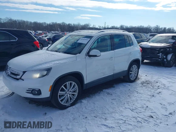 ✅ 2016 Volkswagen Tiguan S • VIN: WVGAV7AX9GW562833 • Lot: 44185992. Listed on IAAI with 95,697 mi. Free auction sales archive from the USA and detailed vehicle history report at DreamBid. Image 2.