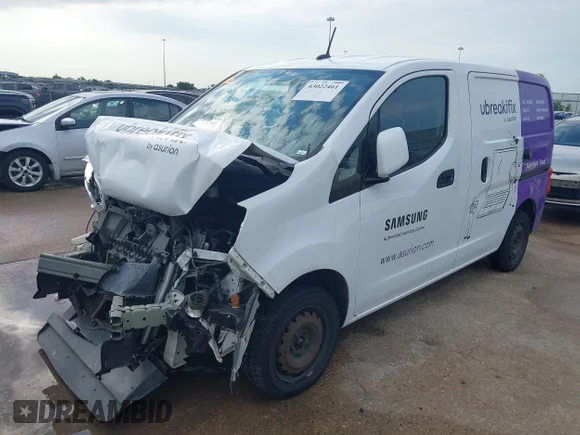 ✅ 2020 Nissan NV200 SV • VIN: 3N6CM0KN0LK700217 • Lot: 43022461. Wystawiony na IAAI z przebiegiem 128 136 mil. Bezpłatny archiwum sprzedaży aukcyjnych z USA i szczegółowy raport historii pojazdu na DreamBid. Zdjęcie 2.