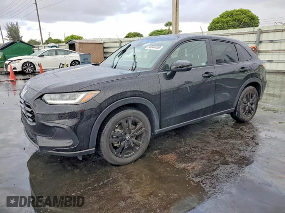 ✅ 2026 Honda HR-V Sport • VIN: 3CZRZ1H5XTM726558 • Лот: 54044406. Опубліковано раніше на Copart з пробігом 2 467 миль. Безкоштовний доступ до архіву аукціонних продажів зі США та докладний звіт про історію автомобіля на DreamBid. Зображення 1.