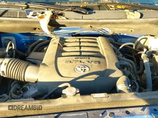 ✅ 2018 Toyota Tundra SR5 • VIN: 5TFDW5F16JX749827 • Lot: 43590103. Wystawiony na IAAI z przebiegiem 75 770 mil. Bezpłatny archiwum sprzedaży aukcyjnych z USA i szczegółowy raport historii pojazdu na DreamBid. Zdjęcie 19.