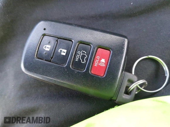 ✅ 2018 Toyota Highlander XLE • VIN: 5TDJZRFH3JS546947 • Лот: 44127912. Опубликован ранее на IAAI с пробегом 71 102 миль. Бесплатный доступ к архиву аукционных продаж из США и подробный отчёт об истории автомобиля на DreamBid. Изображение 11.