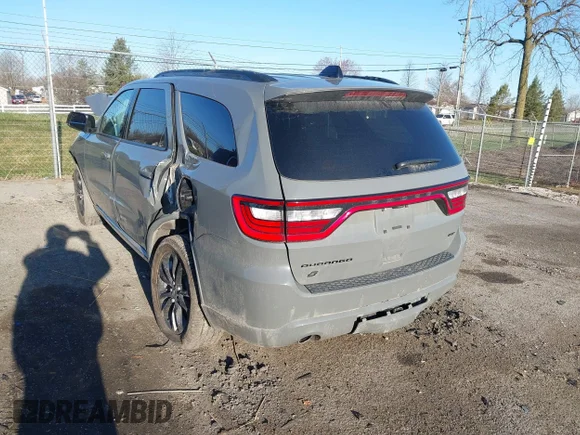 ✅ 2024 Dodge Durango GT Plus • VIN: 1C4RDJDG5RC198451 • Лот: 41930529. Опубліковано раніше на IAAI з пробігом 7 048 миль. Безкоштовний доступ до архіву аукціонних продажів зі США та докладний звіт про історію автомобіля на DreamBid. Зображення 3.