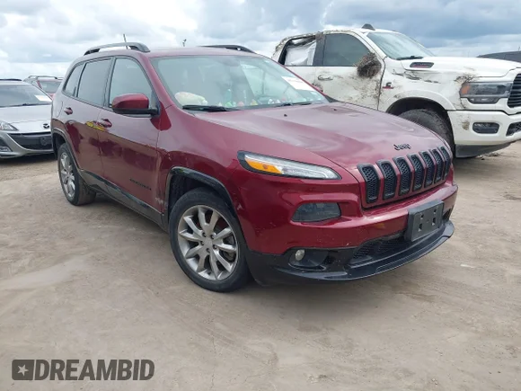 ✅ 2018 Jeep Cherokee Latitude • VIN: 1C4PJLCB3JD611788 • Lot: 45318180. Wystawiony na IAAI z przebiegiem 152 492 mil. Bezpłatny archiwum sprzedaży aukcyjnych z USA i szczegółowy raport historii pojazdu na DreamBid. Zdjęcie 1.