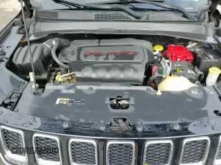 ✅ 2019 Jeep Compass Latitude • VIN: 3C4NJCBB9KT649675 • Lot: 82146975. Wystawiony na Copart z przebiegiem 41 942 mil. Bezpłatny archiwum sprzedaży aukcyjnych z USA i szczegółowy raport historii pojazdu na DreamBid. Zdjęcie 14.