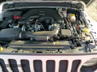 ✅ 2020 Jeep Wrangler Unlimited Sahara • VIN: 1C4HJXEG0LW320791 • Lot: 90233485. Wystawiony na Copart z przebiegiem 70 977 mil. Bezpłatny archiwum sprzedaży aukcyjnych z USA i szczegółowy raport historii pojazdu na DreamBid. Zdjęcie 14.