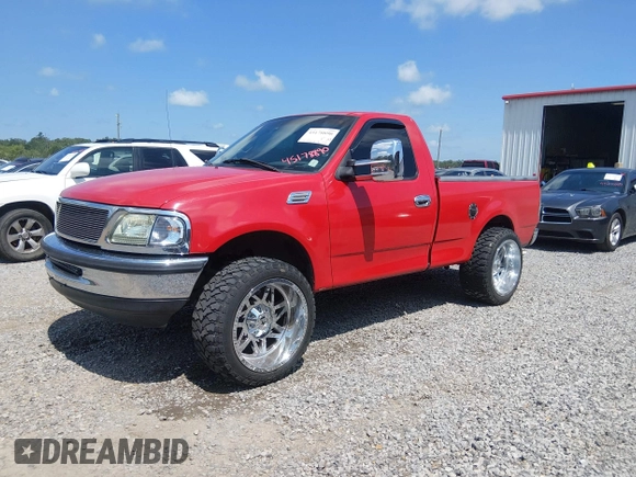 ✅ 1997 Ford F-150 • VIN: 1FTDF1767VKC81435 • Lot: 45178890. Wystawiony na IAAI z przebiegiem 234 474 mil. Bezpłatny archiwum sprzedaży aukcyjnych z USA i szczegółowy raport historii pojazdu na DreamBid. Zdjęcie 2.