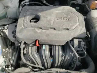 ✅ 2020 Kia Sportage LX • VIN: KNDPM3AC4L7797541 • Lot: 83787665. Wystawiony na Copart z przebiegiem 73 983 mil. Bezpłatny archiwum sprzedaży aukcyjnych z USA i szczegółowy raport historii pojazdu na DreamBid. Zdjęcie 15.