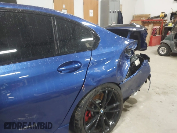 ✅ 2023 BMW 3 Series M340i xDrive • VIN: 3MW49FF01P8C96676 • Lot: 43835268. Wystawiony na IAAI z przebiegiem 51 361 mil. Bezpłatny archiwum sprzedaży aukcyjnych z USA i szczegółowy raport historii pojazdu na DreamBid. Zdjęcie 6.